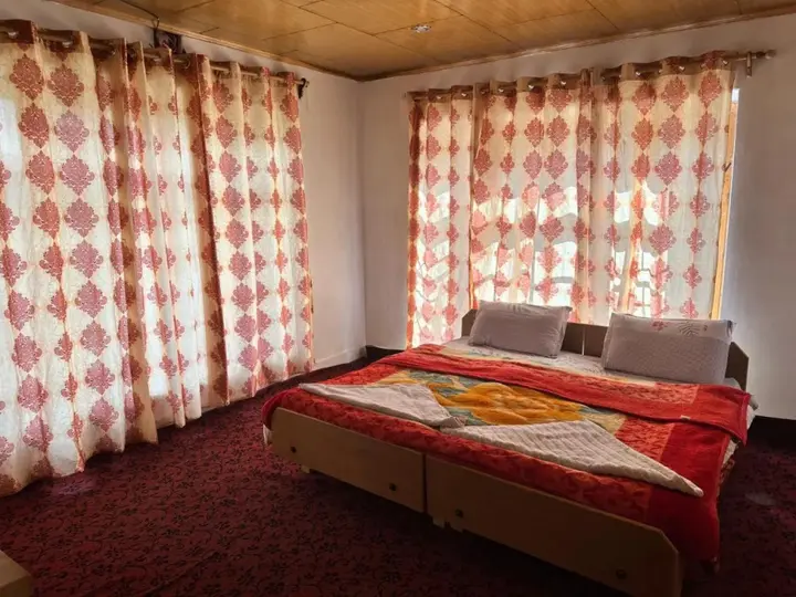 Лех: Kandalha Guest House