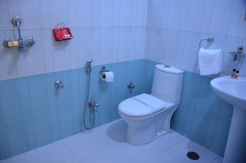 Джайпур: Hotel Jinendra Palace