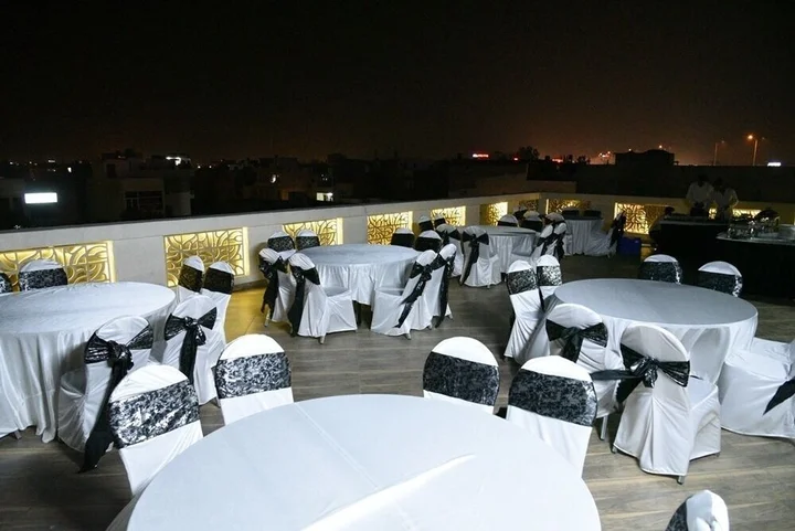 Зиракпур: Hotel Mandarin Square