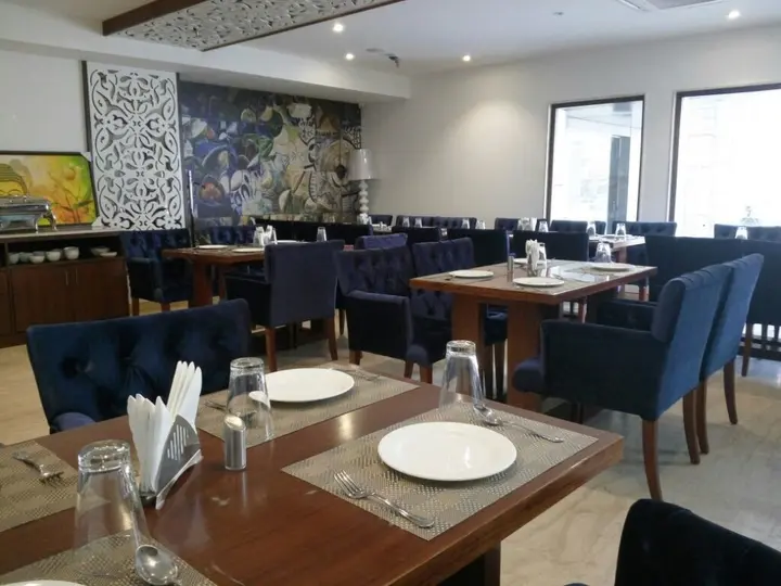 Зиракпур: Hotel Mandarin Square