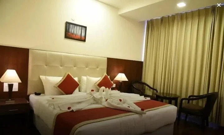 Зиракпур: Hotel Mandarin Square
