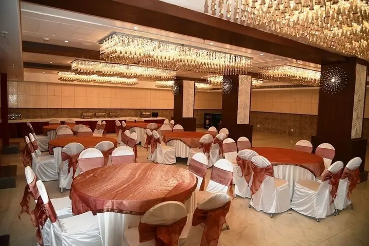 Зиракпур: Hotel Mandarin Square