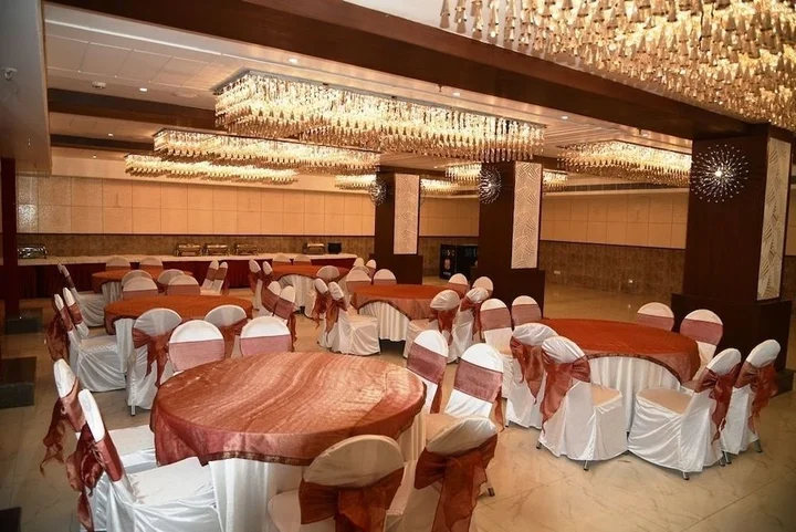 Зиракпур: Hotel Mandarin Square
