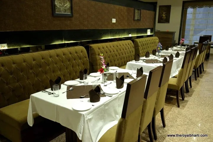 Вриндаван: The Royal Bharti Hotel