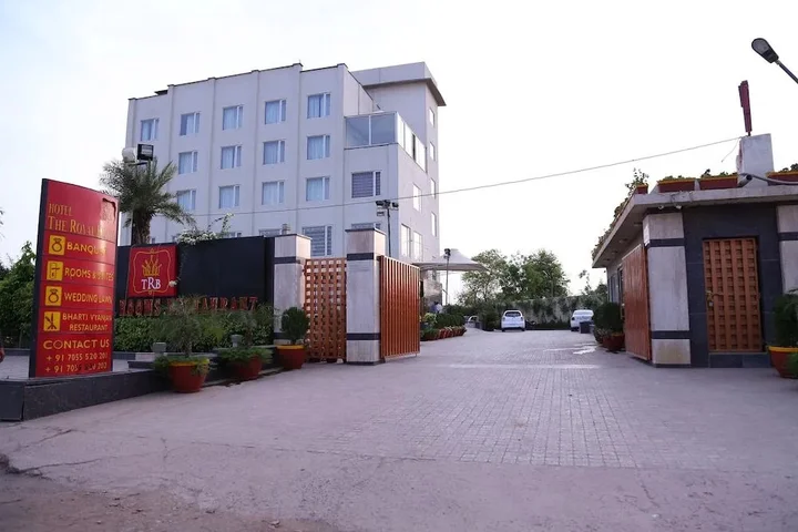 Вриндаван: The Royal Bharti Hotel