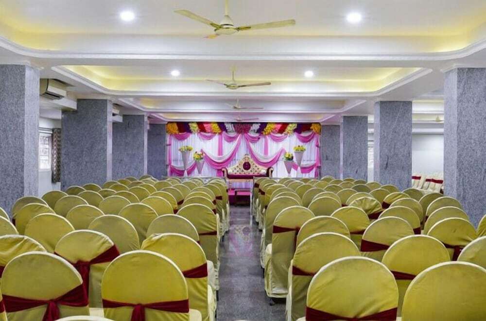 Висакхапатнам: Hotel Dwaraka Inn
