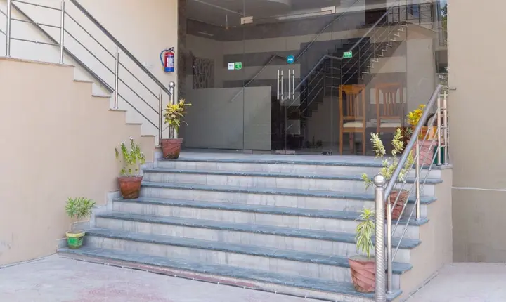 Джайпур: Treebo Dream Palace Near Jaipur International Airport