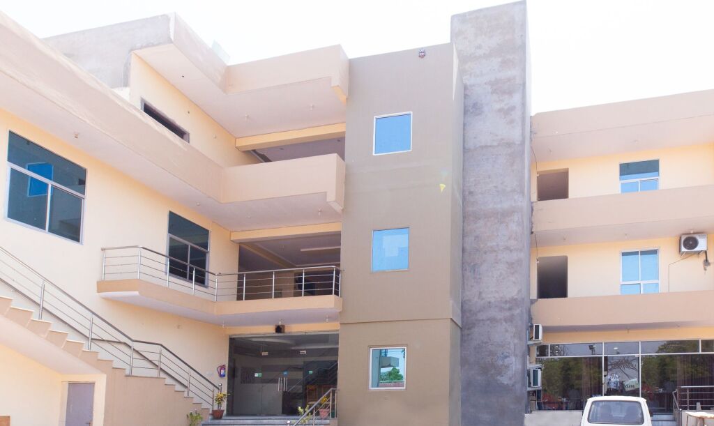 Джайпур: Treebo Dream Palace Near Jaipur International Airport