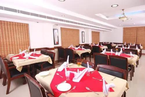 Кондотти: Hotel Souparnika Inn