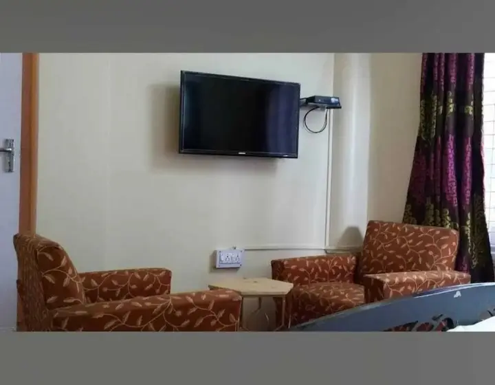 Шимла: Flyer Exotica