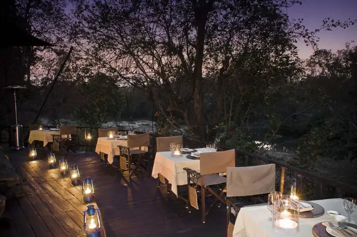 Баихар: Banjaar Tola, Kanha National Park