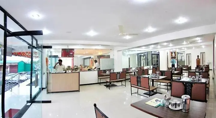 Ширди: Hotel Sai Geeta