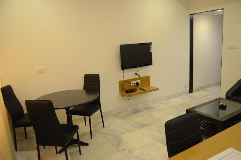 Вадодара: Hotel Yuvraj