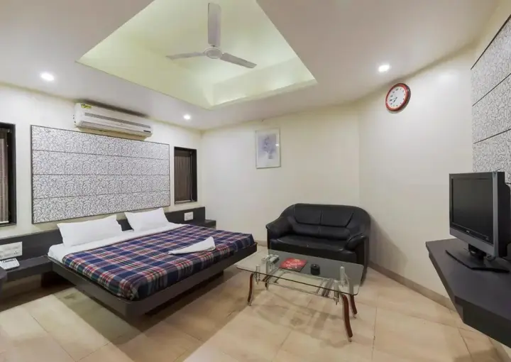 Колхапур: Hotel Rajat Executive