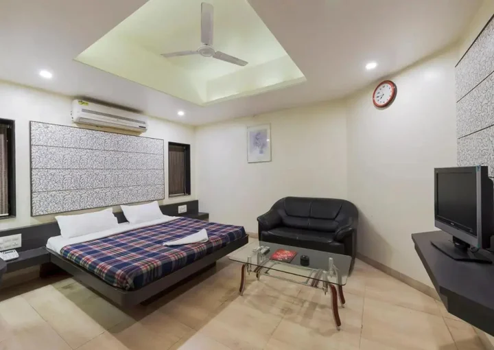 Колхапур: Hotel Rajat Executive