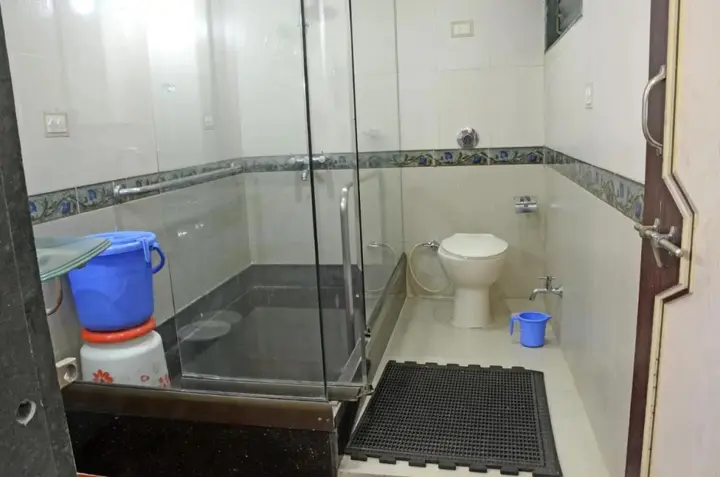 Колхапур: Hotel Rajat Executive