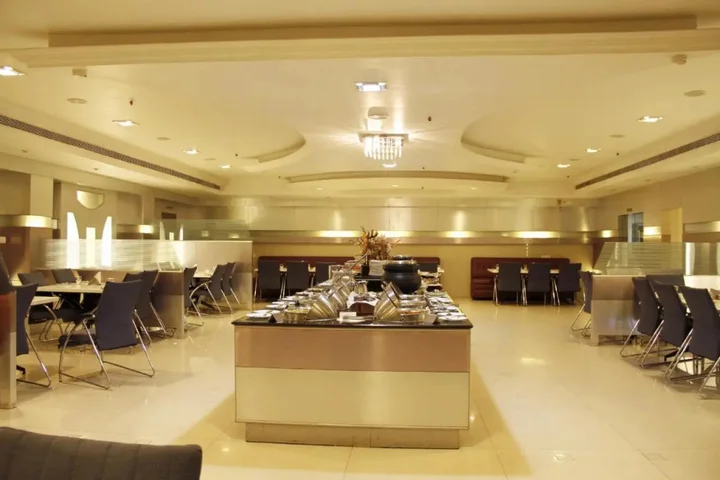 Тутикорин: Hotel DSF GRand PLazas