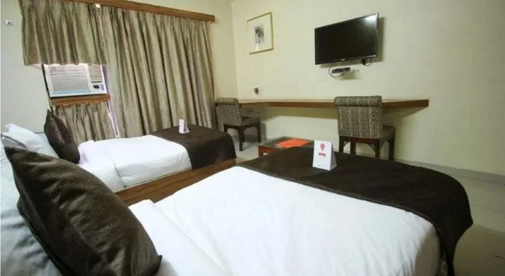 Сурат: Hotel Executive