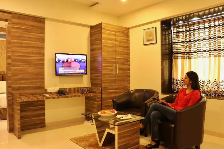 Раджгурунагар: Click Hotel Sagar Plaza Chakan, Pune