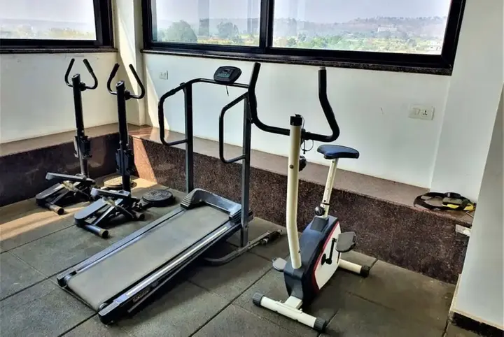 Раджгурунагар: Click Hotel Sagar Plaza Chakan, Pune
