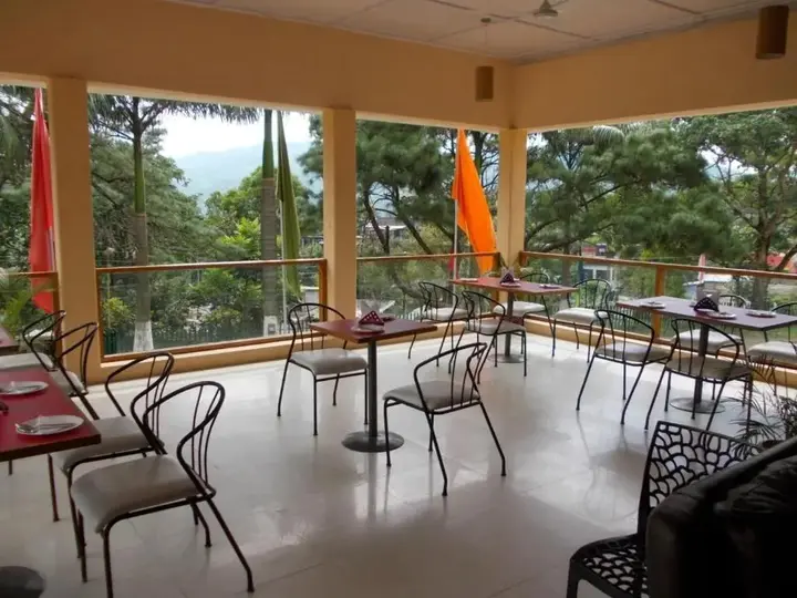 Хафлонг: Landmark Hotels,Haflong