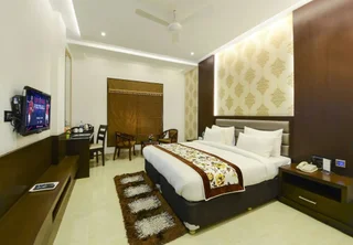 Агра: Hotel Palm Galaxy
