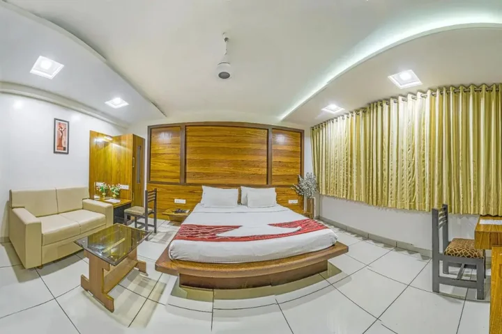 Колхапур: Hotel Radiant