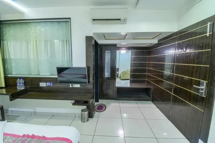 Колхапур: Hotel Radiant