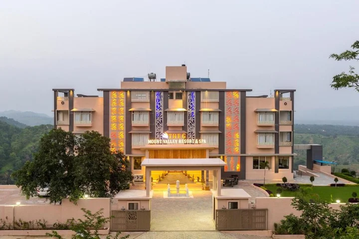Садри: The G Mount Valley Resort & Spa