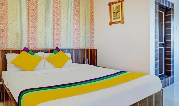 Барамати: Hotel Neha Palace