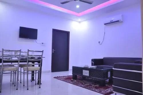 Орай: Hotel Shree Hari