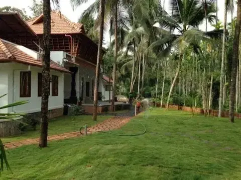 Кондотти: Ayurvedam at Sreenilayam
