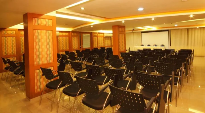 Вагатор: Konkan Crown Resort & Club Sawantwadi