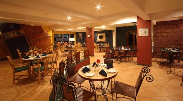 Вагатор: Konkan Crown Resort & Club Sawantwadi