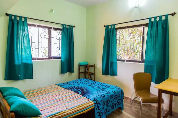 Арамбол: Koala Hotel and Lounge