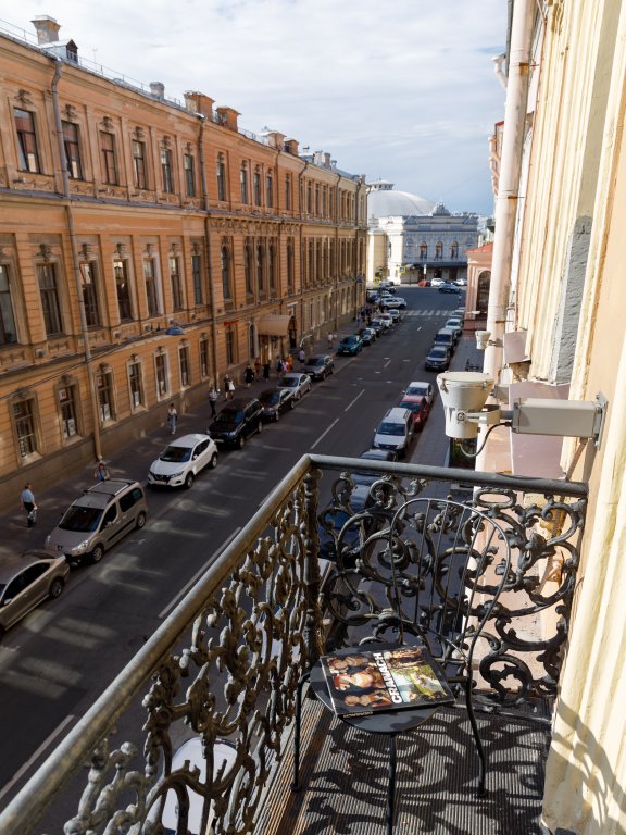 Санкт-Петербург: Париж FeelApartments
