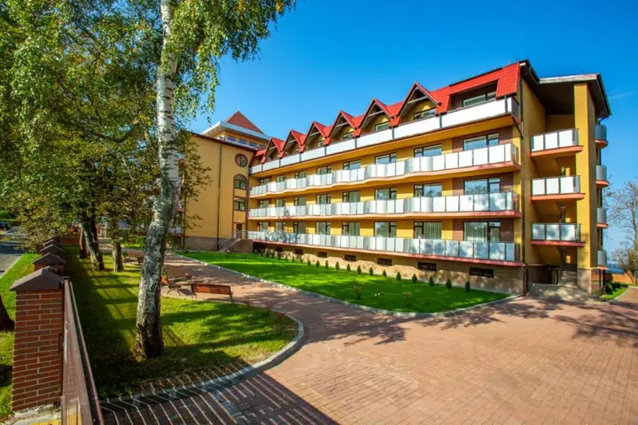 Зеленоградск: Lokomotiv(Zelenogradsk)