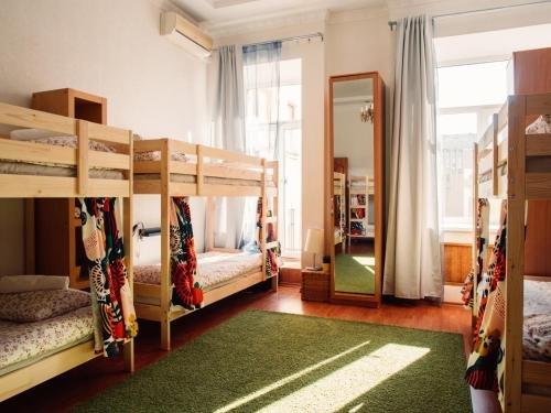 Санкт-Петербург: Lustra Hostel