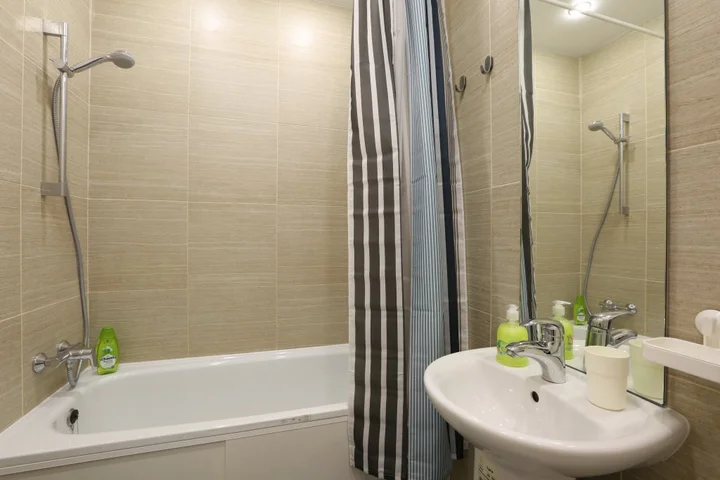 Москва: Ottlichnyie Nice Flats Na Metro Aeroport Apartments