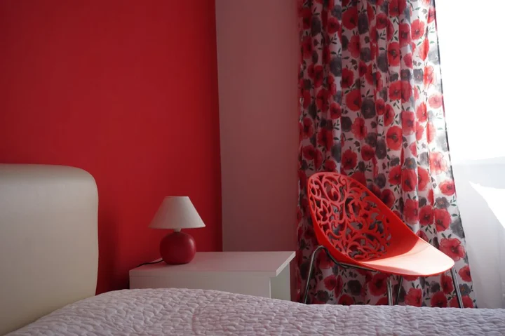 Санкт-Петербург: Квартира Red Wall
