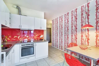 Санкт-Петербург: Квартира Red Wall