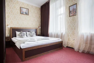 Москва: Roomp Smolenskaya Mini-Hotel