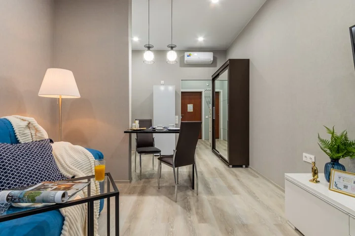 Санкт-Петербург: Апартаменты RoomyRoom Орлов