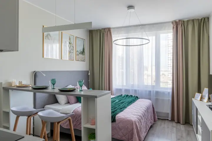Санкт-Петербург: Апартаменты RoomyRoom Монро