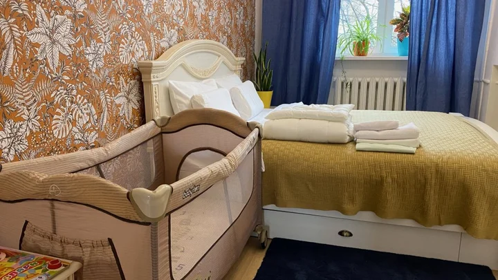 Москва: Апартаменты с парковкой. Пешком по Новому Арбату до Кремля