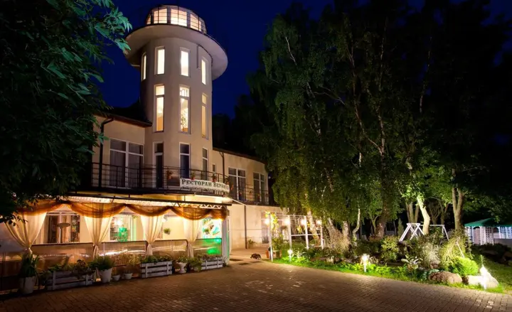 Янтарный: Aquatoria Hotel