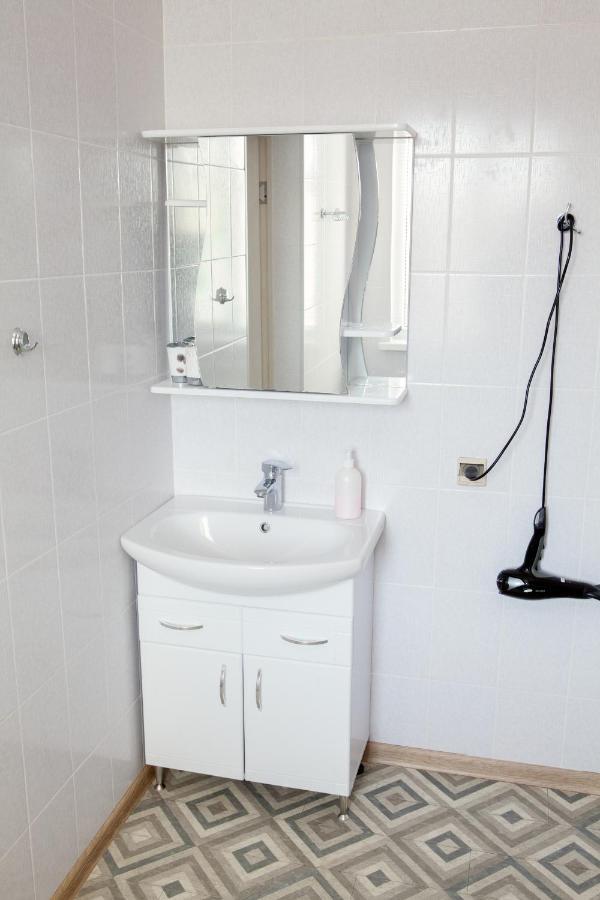 Должанская: Holiday home on Chapaieva 121
