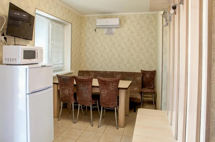 Должанская: Holiday home on Chapaieva 121