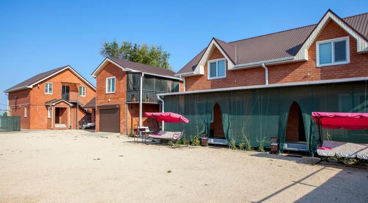 Должанская: Holiday home on Chapaieva 121