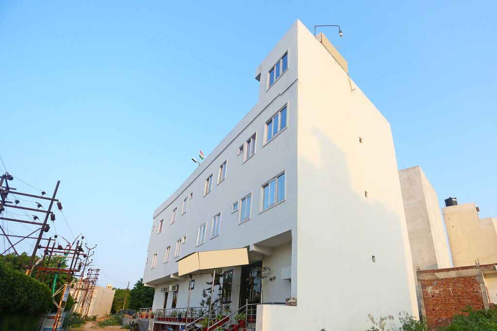 Агра: Hotel Raj Paradise by OYO Rooms
